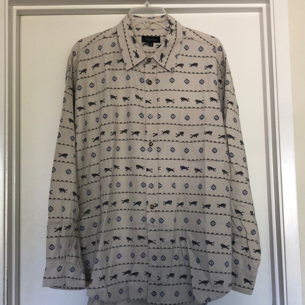 True grit men’s shirt XL